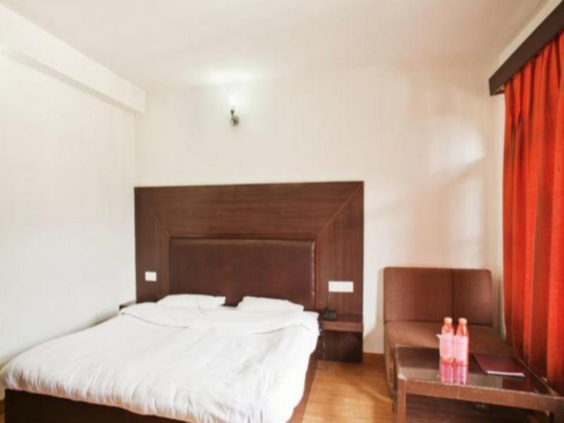 Hotel Greenfields Manāli Eksteriør bilde